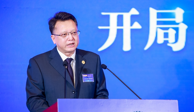 上海證券報(bào)社黨委書記、董事長(zhǎng)陳國(guó)軍致辭