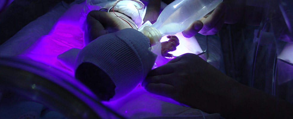 北京醫生的一天：600克嬰兒從這里“新生”