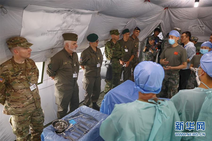 (國際)(2)多國軍官觀摩中德“聯(lián)合救援-2019”衛(wèi)勤實兵聯(lián)合演習(xí)