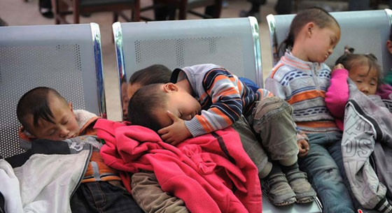 蘆山地震災區的孩子【高清組圖】