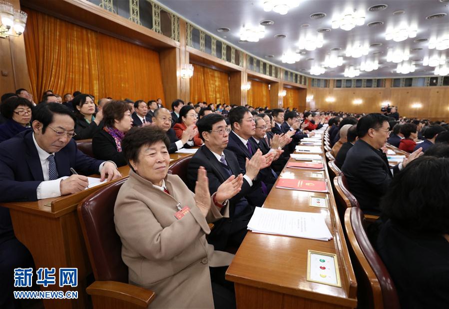 （兩會(huì)&middot;人大閉幕）（6）十二屆全國(guó)人大五次會(huì)議在北京閉幕