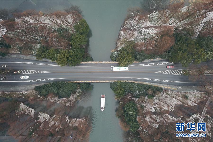 （環境）（6）航拍雪中西湖