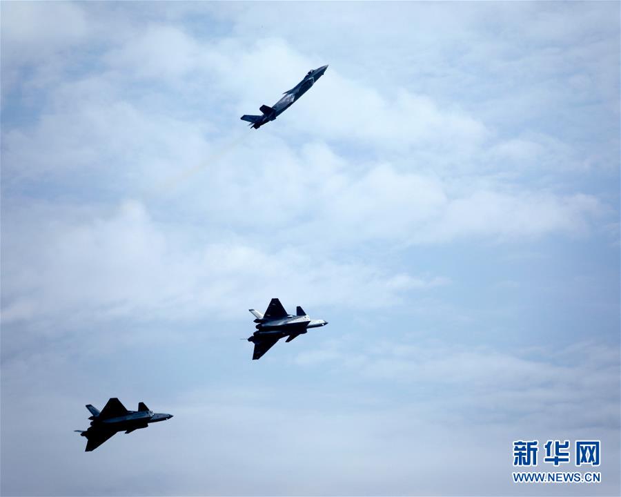 (圖文互動(dòng))(13)軍事專家詳解中國航展空軍裝備四大看點(diǎn)