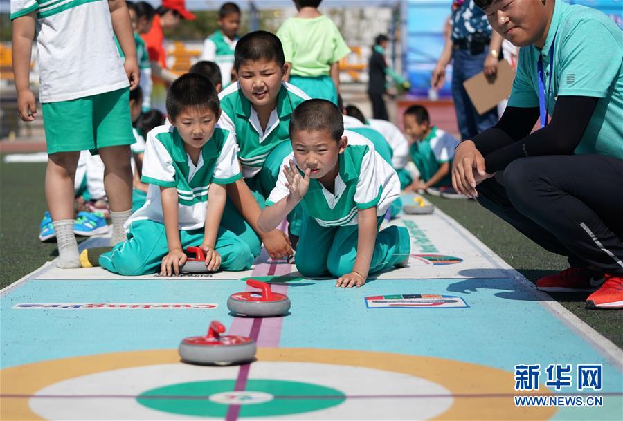 (新華全媒頭條·圖文互動)(2)讓青少年體魄強(qiáng)起來