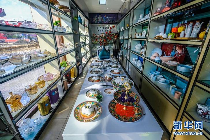 (慶祝改革開放40周年基層行·鄉(xiāng)鎮(zhèn)篇·圖文互動(dòng))(3)“中國第一座農(nóng)民城”溫州龍港正向現(xiàn)代化新生城市跨越