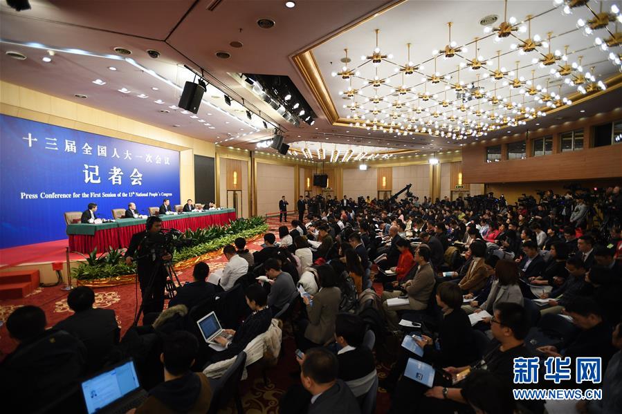 （兩會）（4）國家發改委主任何立峰等就“創新和完善宏觀調控，推動高質量發展”答記者問