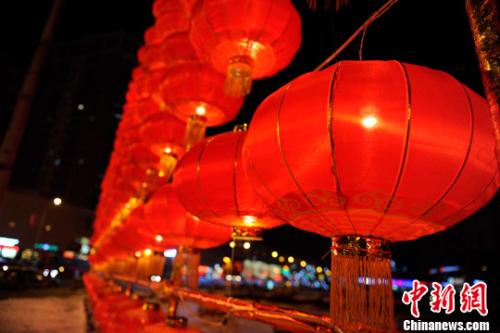 資料圖:紅燈籠。宋文佳 攝