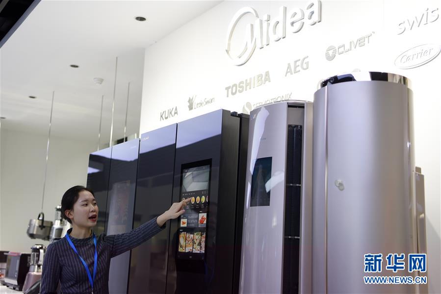 (在習近平新時代中國特色社會主義思想指引下·將改革開放進行到底·強國之基)(新華全媒頭條·圖文互動)(7)奮斗不停步 改革再出發(fā)——“四個自信”筑牢強國之基