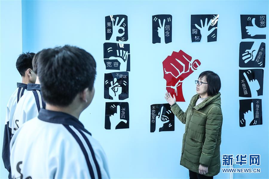 (圖文互動)(4)讓更多人樂于奉獻——遼寧葫蘆島愛心志愿團隊群像