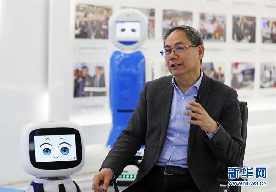 （愛國情 奮斗者·圖文互動）（2）青春，就是用來奮斗的——記沈陽新松機器人自動化股份有限公司創始人兼總裁曲道奎