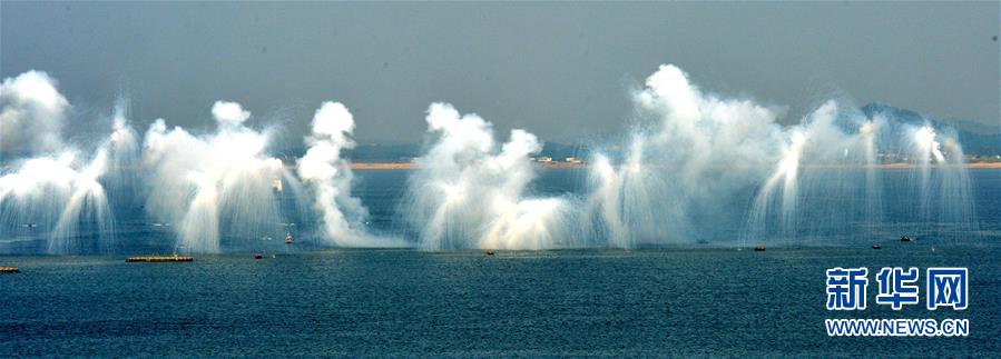 （新華全媒頭條·人民海軍70年·圖文互動）（10）向海圖強春潮涌——黨中央、中央軍委和習主席關心人民海軍建設發展紀實