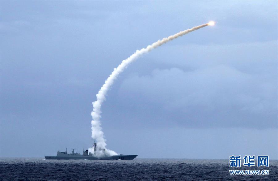 （新華全媒頭條·人民海軍70年·圖文互動）（4）向海圖強春潮涌——黨中央、中央軍委和習主席關心人民海軍建設發(fā)展紀實