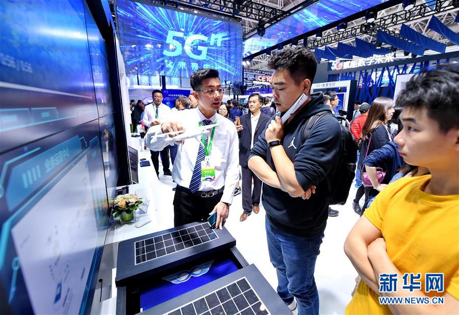 （新華全媒頭條&middot;圖文互動(dòng)）（11）從&ldquo;數(shù)字中國&rdquo;看中國發(fā)展新信號(hào)、新亮點(diǎn)、新趨勢