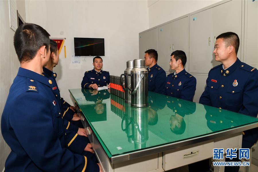 (壯麗70年·奮斗新時代·圖文互動)(13)林海孤島唱響冰與火之歌——記內蒙古森林消防總隊大興安嶺支隊奇乾中隊