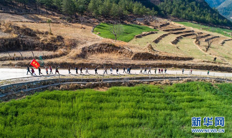 (新華全媒頭條·圖文互動)(3)藏區“感恩連”