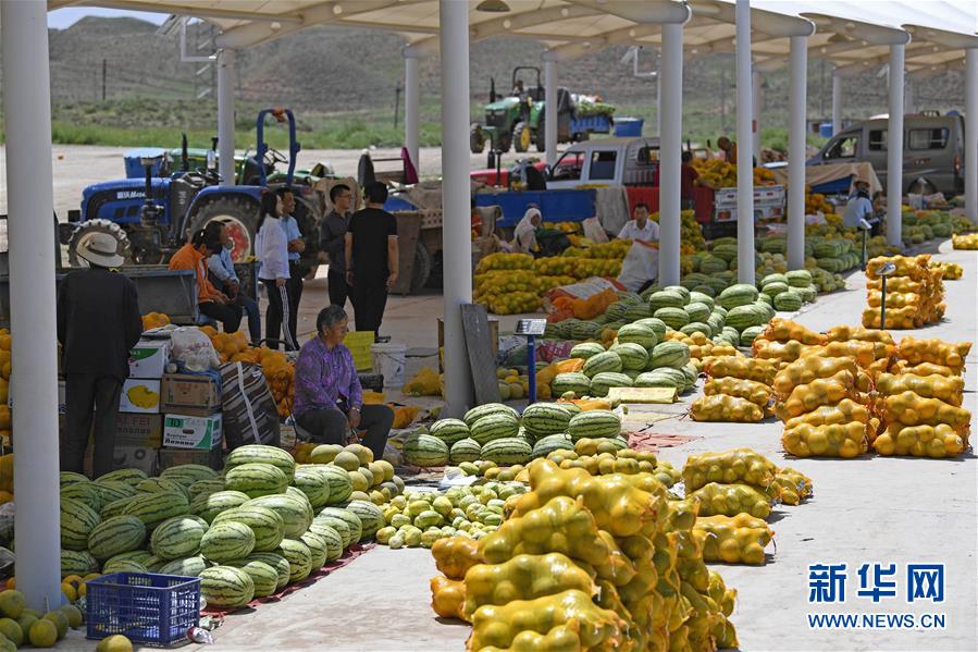 （壯麗70年·奮斗新時(shí)代——共和國發(fā)展成就巡禮·圖文互動(dòng)）（5）生態(tài)美、百姓富——品讀嶄新“寧夏畫卷”