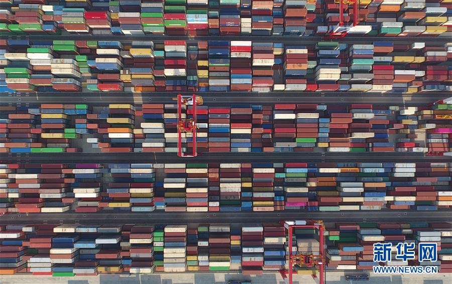 (壯麗70年·奮斗新時(shí)代——共和國發(fā)展成就巡禮·圖文互動(dòng))(2)大江大河大上海——上海70年開放創(chuàng)新發(fā)展巡禮