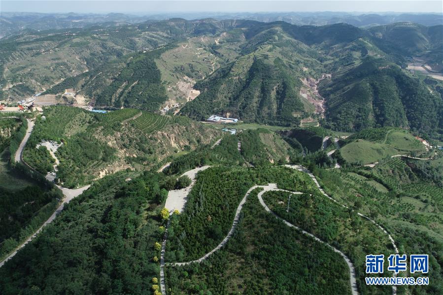 （新華全媒頭條&middot;壯麗70年&middot;奮斗新時代&mdash;&mdash;記者再走長征路&middot;圖文互動）（8）紅星，從這里照耀中國&mdash;&mdash;陜北見證中國革命的歷史轉折