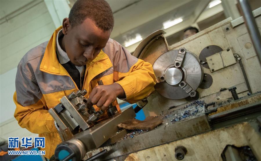 (新華全媒頭條·圖文互動)(8)攜手鑄就非凡夢想——寫在習近平主席提出構建更加緊密的中非命運共同體一周年之際