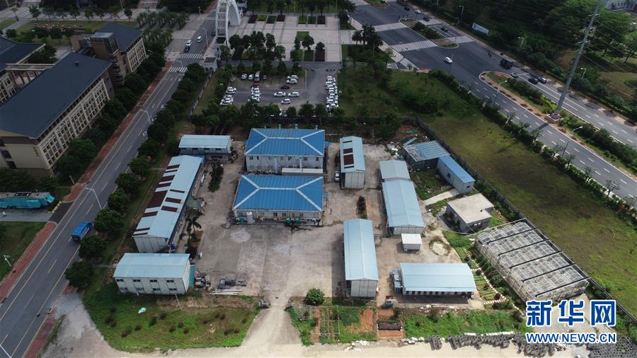 （在習(xí)近平新時代中國特色社會主義思想指引下&mdash;&mdash;新時代新作為新篇章&middot;圖文互動）（2）&ldquo;我們給火箭做減重&rdquo;&mdash;&mdash;高校科技創(chuàng)新進(jìn)行時