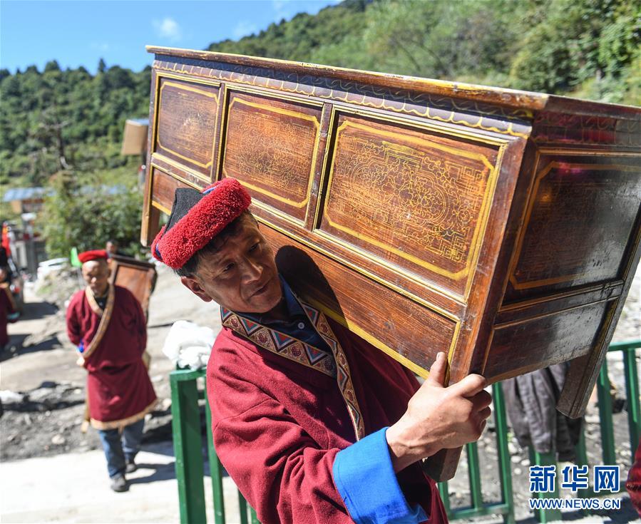 (新華全媒頭條·決戰決勝脫貧攻堅·圖文互動)(10)歷史的決戰 偉大的創舉——“世界屋脊”上的反貧困奇跡