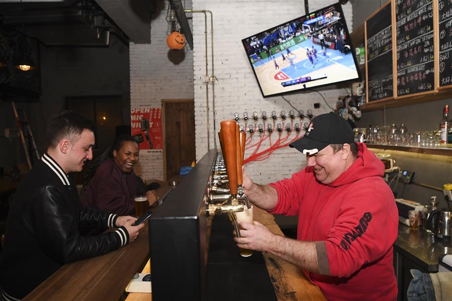 （在習近平新時代中國特色社會主義思想指引下&mdash;&mdash;新時代新作為新篇章&middot;總書記關切開放事&middot;圖文互動）（1）中國引力：在開放的中國共創幸福 