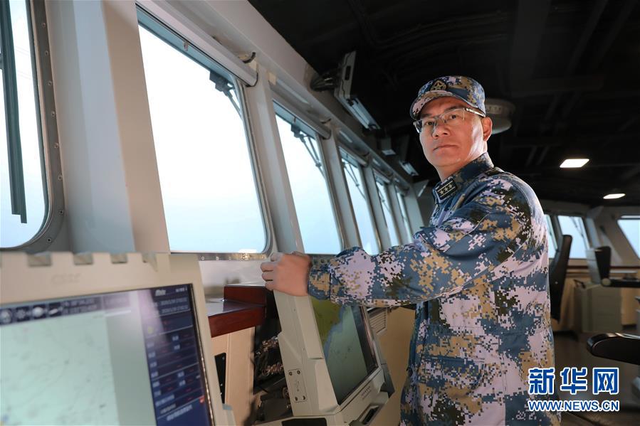 (新春走基層·圖文互動)(1)“我們的目標在視距之外,征途是星辰大海”——夜探國產(chǎn)首艘萬噸級驅(qū)逐艦南昌艦