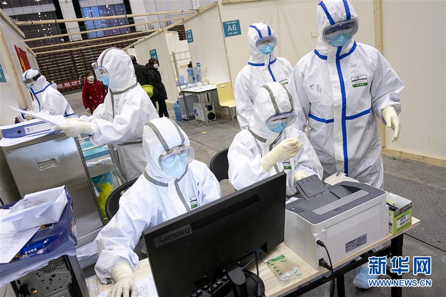 (新華全媒頭條·圖文互動)(2)托舉生命的方舟——方艙醫(yī)院建設記