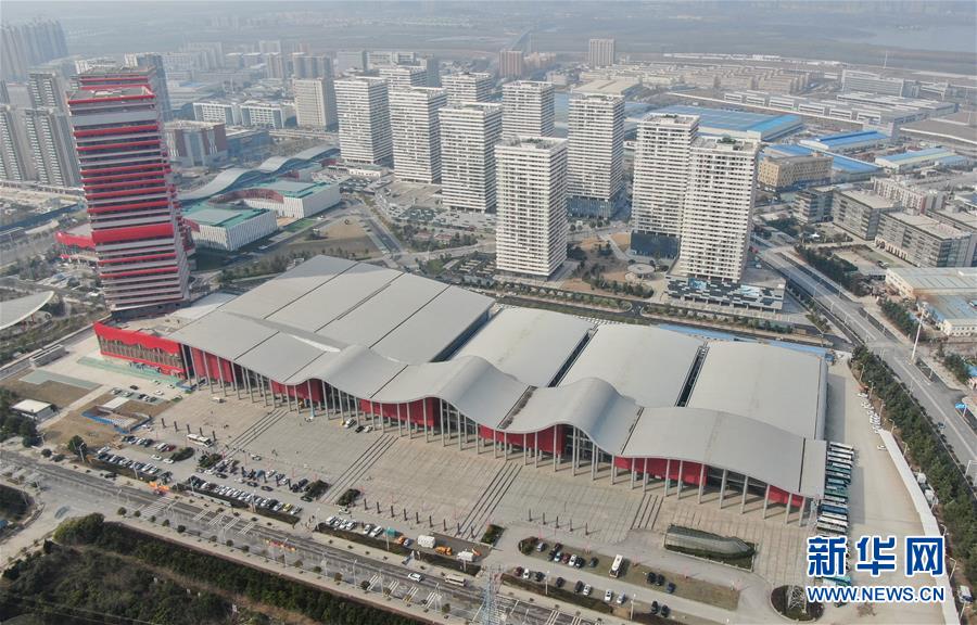 (新華全媒頭條·圖文互動)(4)托舉生命的方舟——方艙醫(yī)院建設記