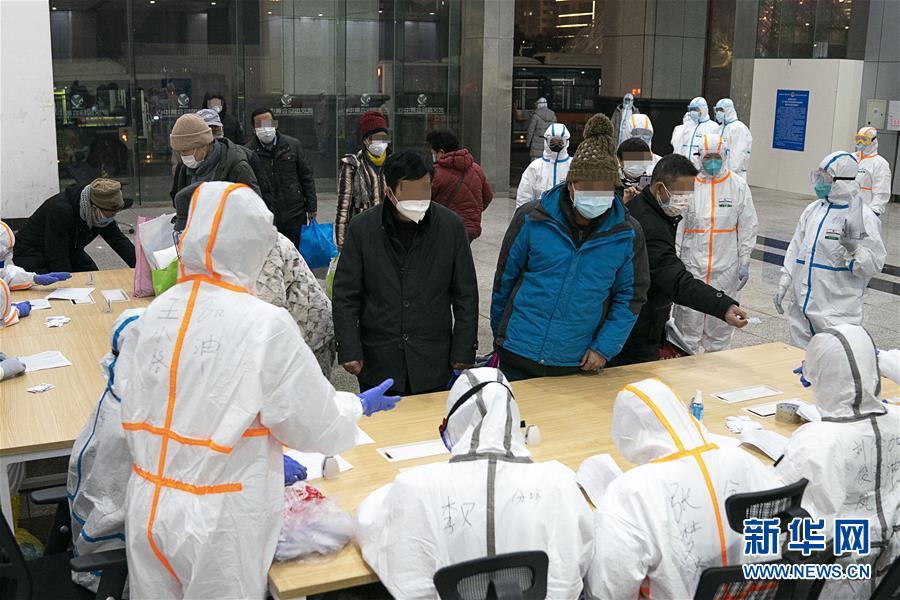 (新華全媒頭條·圖文互動)(7)托舉生命的方舟——方艙醫(yī)院建設記