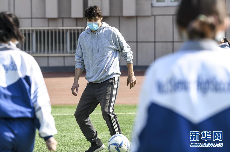 （圖文互動）（1）“早”安同學，“早”安老師！——新疆初高中畢業班復課一周回訪見聞