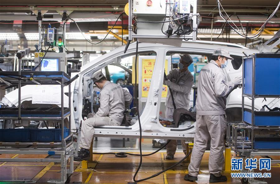 (新華全媒頭條·圖文互動)(15)在艱難中重啟 在陣痛中復蘇——湖北推動安全有序復工復產掃描