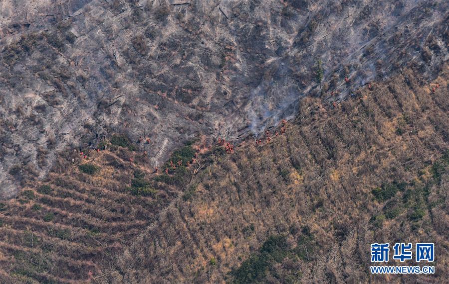 (圖文互動)(2)四川西昌市經久鄉森林火災明火已撲滅