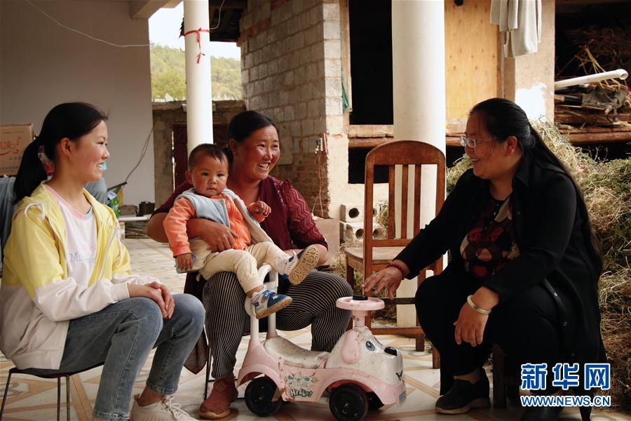 (代表委員履職·圖文互動)(2)為百姓健康奔走——全國人大代表胡阿羅履職記