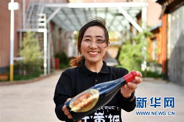 (決戰決勝脫貧攻堅·圖文互動)(4)西藏昌都“甜蜜”產業助脫貧