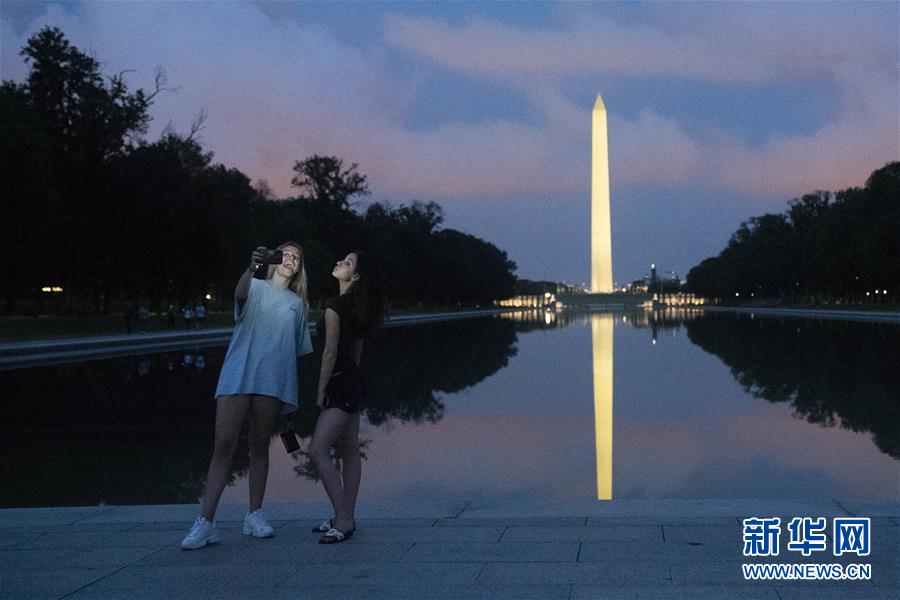 (國際疫情)(3)約翰斯·霍普金斯大學(xué):美國新冠確診病例累計(jì)超160萬例