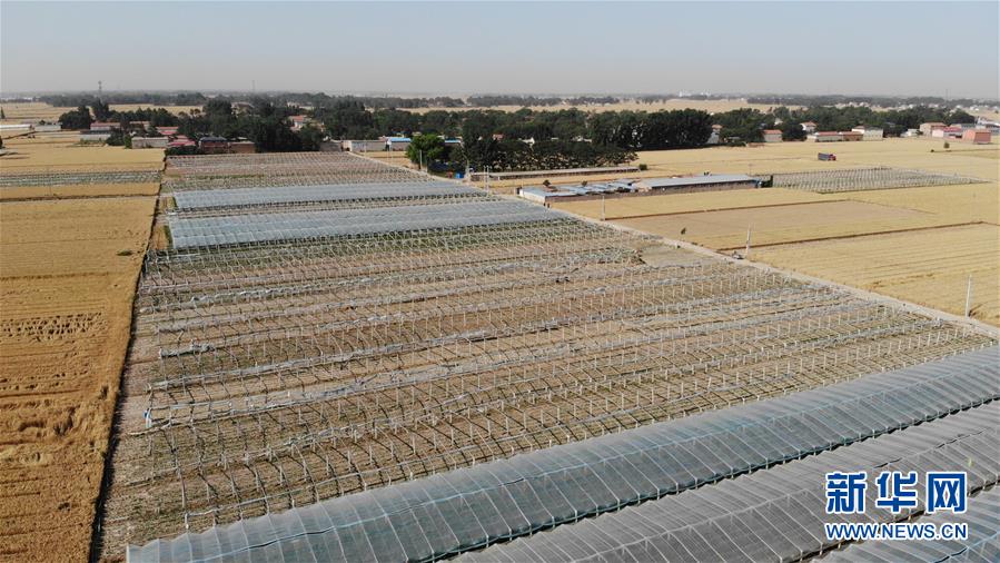 (決戰(zhàn)決勝脫貧攻堅(jiān)·圖文互動(dòng))(1)采訪札記:與駐村扶貧干部老韓的“鄉(xiāng)村夜話”