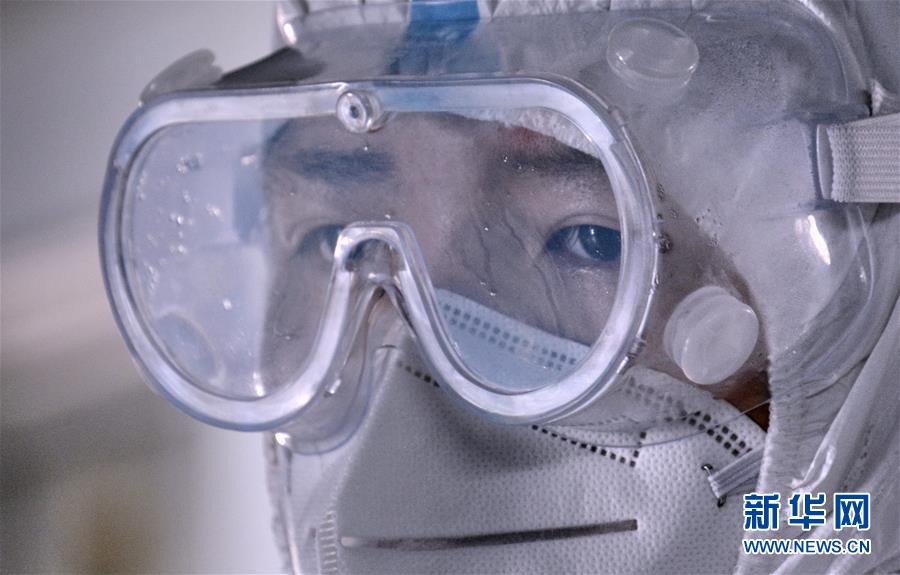 (新華全媒頭條·圖文互動)(10)構(gòu)筑守護(hù)城市、守護(hù)生命的堅(jiān)強(qiáng)防線——北京開展大規(guī)模核酸檢測