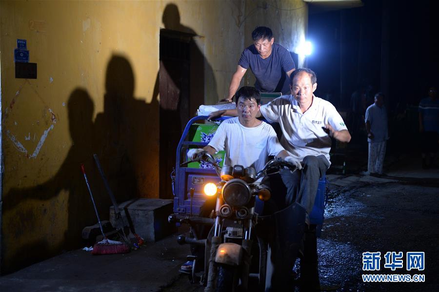 (圖文互動(dòng))(5)開閘前后——王家壩24小時(shí)