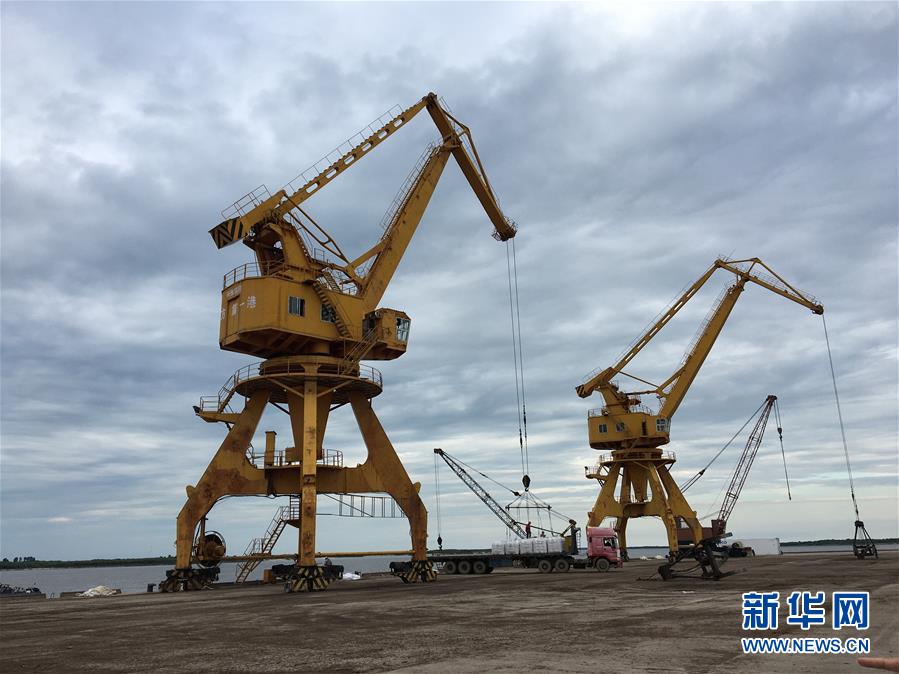 （圖文互動）（1）防疫不松 貿(mào)易暢通&mdash;&mdash;中國&ldquo;東極&rdquo;撫遠(yuǎn)海關(guān)一線見聞