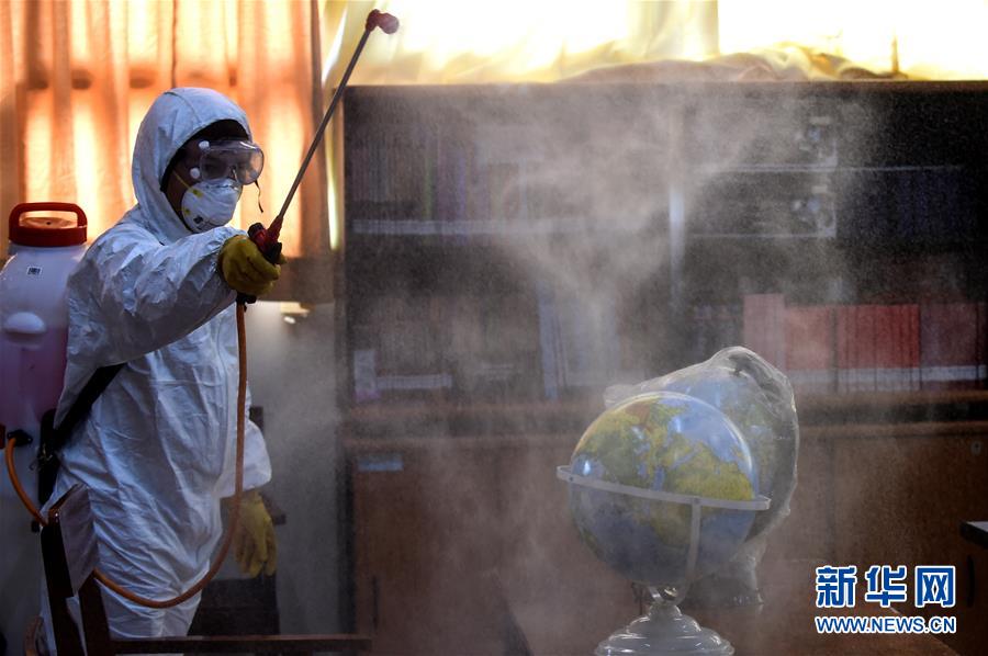 (國際·圖文互動)(12)特稿:穿越寒暑 無問西東——寫在新冠疫情構成“國際關注的突發公共衛生事件”半年之際