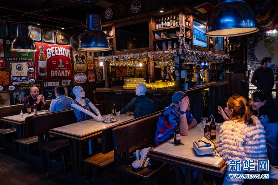 (國際·圖文互動)(14)特稿:穿越寒暑 無問西東——寫在新冠疫情構成“國際關注的突發公共衛生事件”半年之際