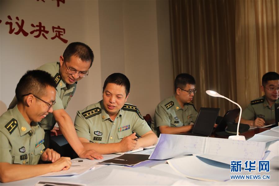（圖文互動(dòng)）（5）對(duì)黨赤“淳” 為國志“靜”——記戰(zhàn)略支援部隊(duì)某部高級(jí)工程師淳靜