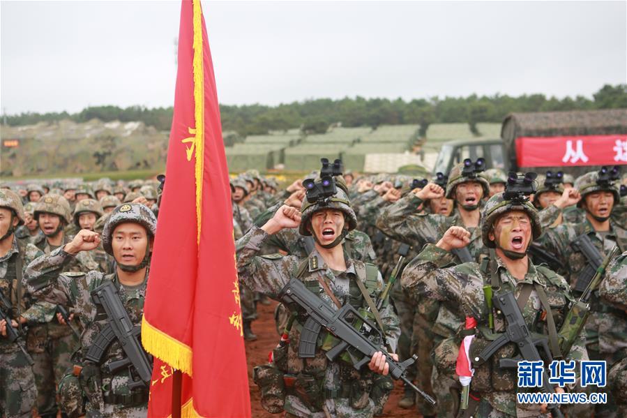 （在習(xí)近平強(qiáng)軍思想指引下·我們?cè)趹?zhàn)位報(bào)告·圖文互動(dòng)）（1）千里移防，鐵心跟黨走——南部戰(zhàn)區(qū)陸軍第75集團(tuán)軍某紅軍旅政治建軍、練兵備戰(zhàn)記事