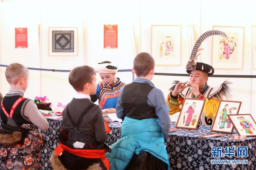 (新華全媒頭條·出訪·側記·圖文互動)(4)你好老朋友!開啟新時代!——習近平主席和普京總統引領中俄全面戰略協作伙伴關系邁入新時代