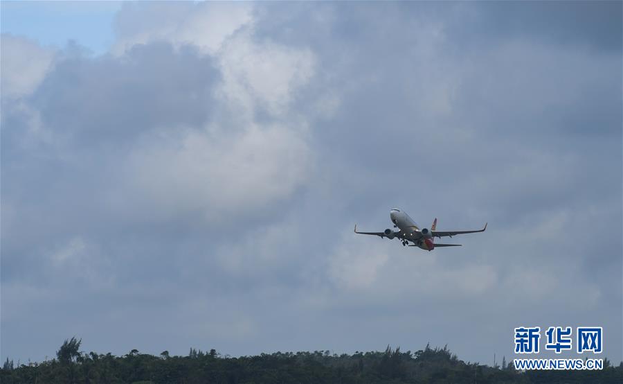 (在習近平新時代中國特色社會主義思想指引下——新時代新作為新篇章·總書記關切開放事·圖文互動)(2)開放的故事講不完——海南開放再“提速”