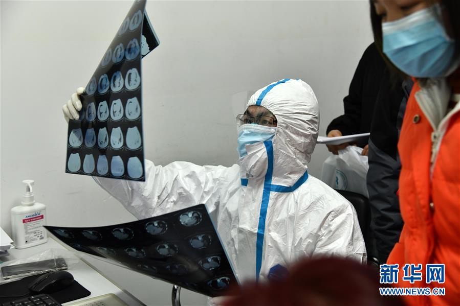 （在習(xí)近平新時(shí)代中國特色社會主義思想指引下——新時(shí)代新作為新篇章·習(xí)近平總書記關(guān)切事·圖文互動(dòng)）（3）高擎利劍驅(qū)疫魔——科研攻關(guān)助力湖北戰(zhàn)“疫”記