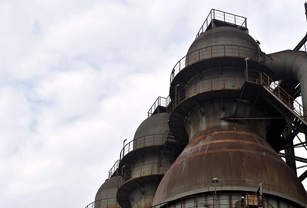 堅持以環(huán)保為前提，做到不環(huán)保不生產(chǎn)。