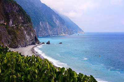 國務(wù)院臺辦、國家發(fā)展改革委等出臺《關(guān)于促進(jìn)兩岸經(jīng)濟(jì)文化交流合作的若干措施》