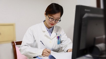 有才！這位女醫生自創說唱視頻，讓科普更“接地氣”